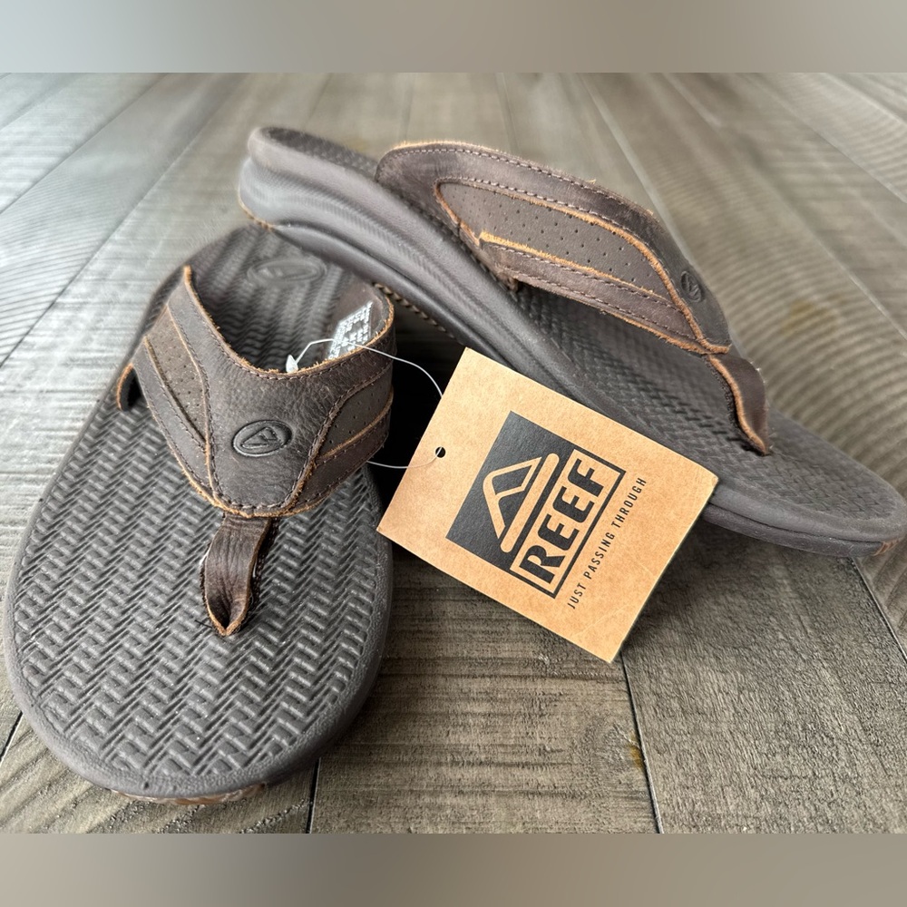 Reef Cushion Flex Dark Brown Leather Flip-Flop Sandals Men's Size 8 (NWT)